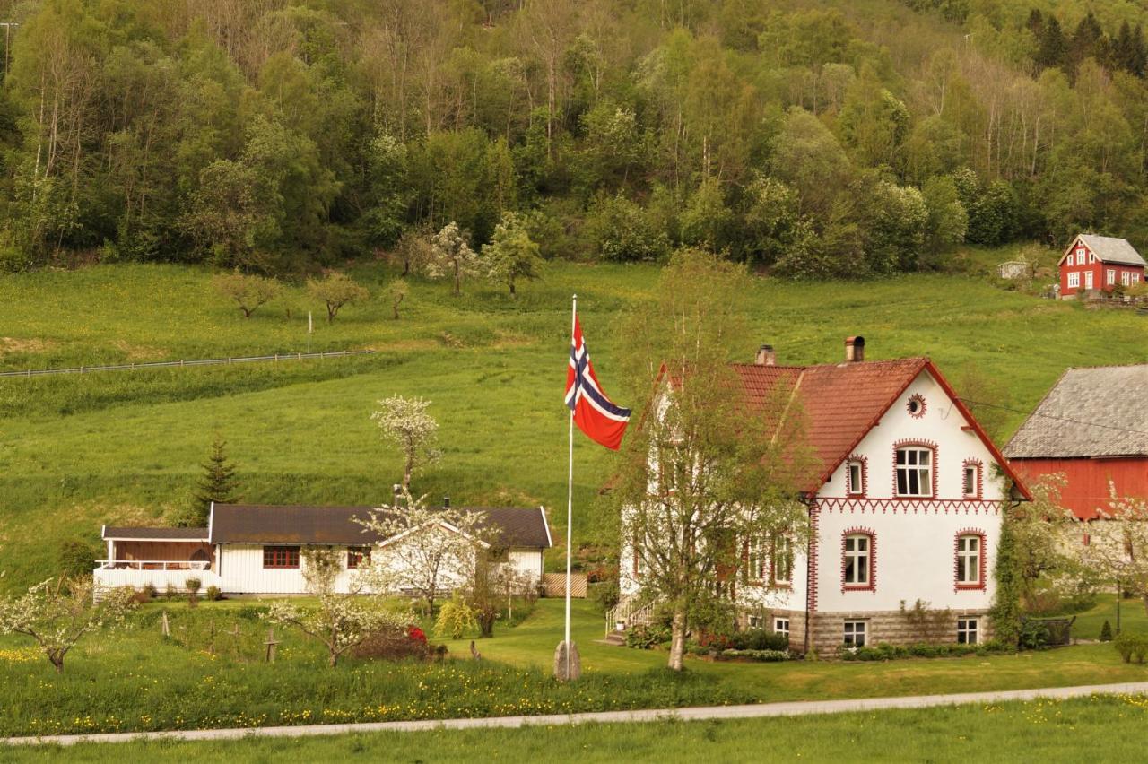 Dalhus - House In The Valley Norddal Екстер'єр фото